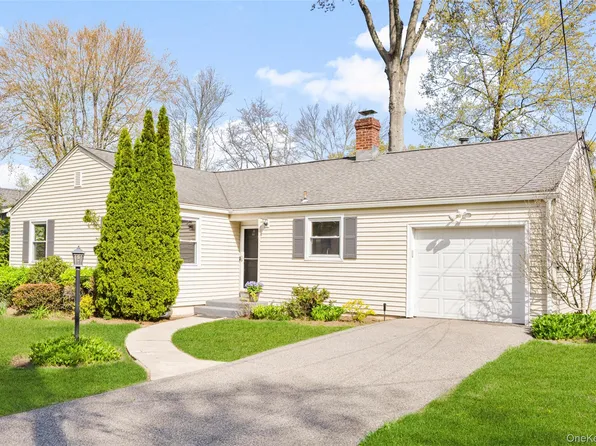 22 Rogers Drive, New Rochelle, NY 10804