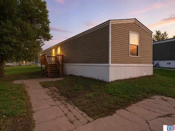 635 W Fairfield St, Lincoln, NE 68521