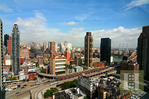 Sold by Halstead Real Estate | media 10