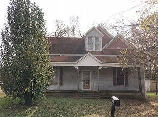 2207 W Sherman St, Paris, TX 75460