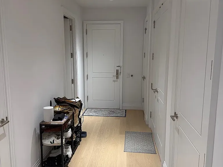 1 Wall St #718 — Photo 32