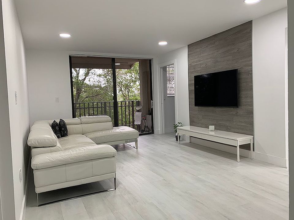 2nd image of 3611 SW 117th Ave #10-402