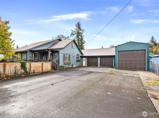 998 State Route 6, Raymond, WA 98577