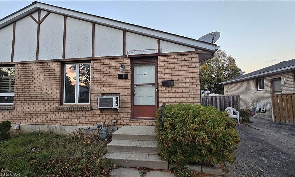 1st image of 11 Debby Cres