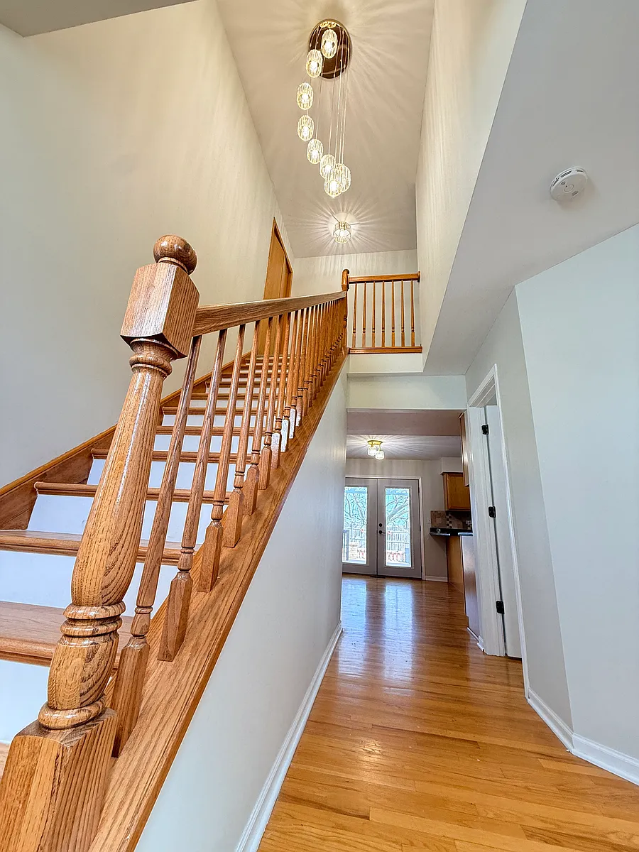 Building Photo - 24929 Vermette Rd