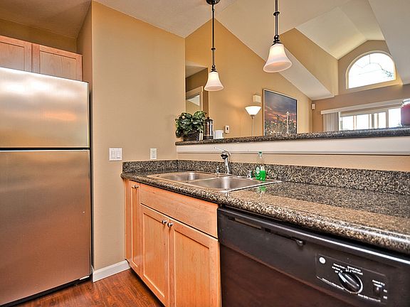5th image of 2609 S 272nd St APT 26