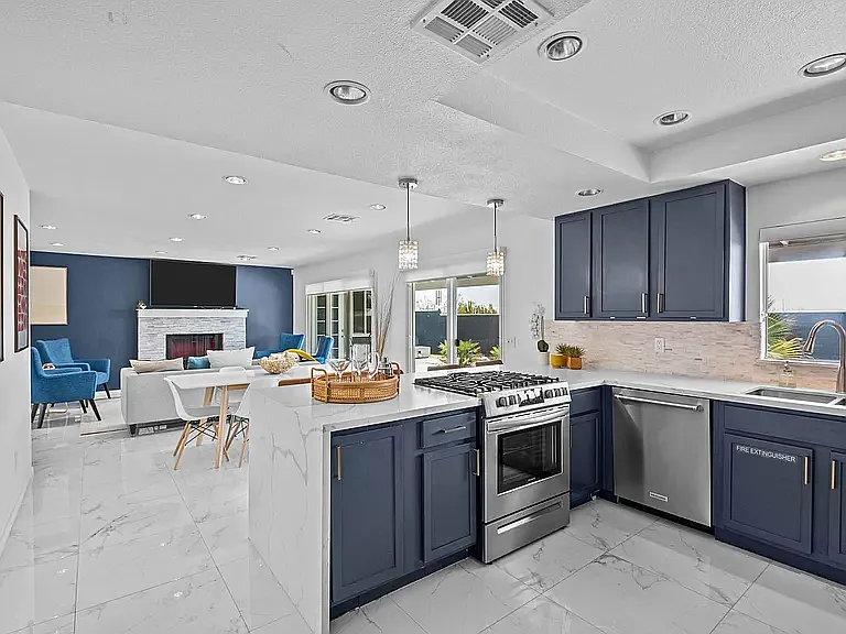 2190 N Whitewater Club Dr — Photo 14