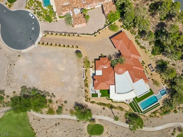 1 Costa Del Sol Ct, Henderson, NV 89011