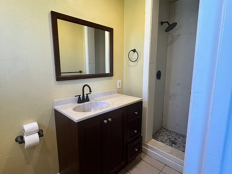 741 S 3rd St #5 — Photo 13