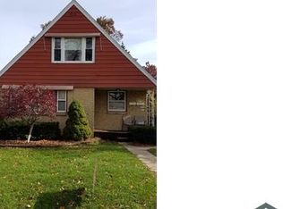 2616 S 67th St, Milwaukee, WI 53219
