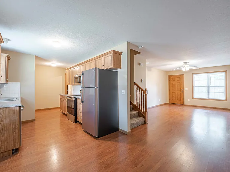 Living/Kitchen Living/Kitchen