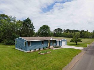 912 Forbes Rd, Iron River, MI 49935