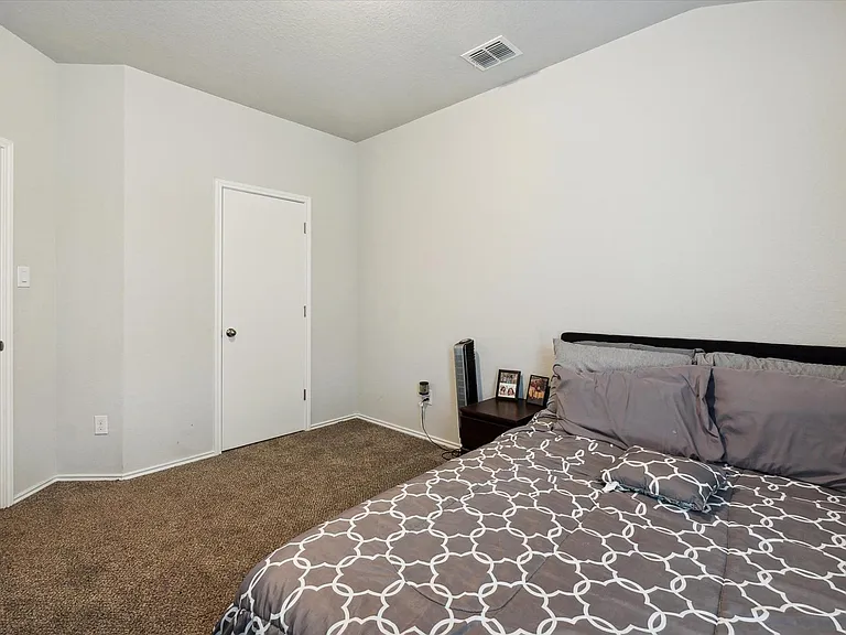 4522 Heathers Cross — Photo 25