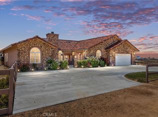 11380 Rochester Rd, Phelan, CA 92371