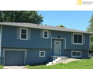 106 Sherri Ln, Excelsior Springs, MO 64024