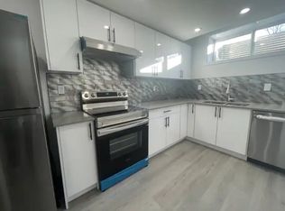 2234 Muckleplum Cres SW #1A, Edmonton, AB T6X 2N1