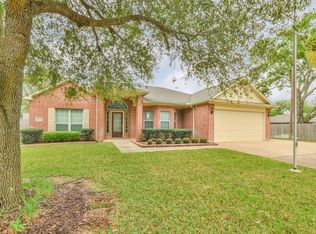 1301 Ward Bend Rd, Sealy, TX 77474