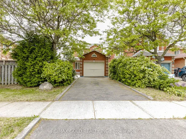 34 White Tail Cres, Brampton, ON L6Y 5C2