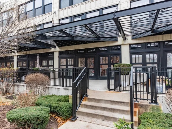 1151 W 14th Pl Unit 135, Chicago, IL 60608