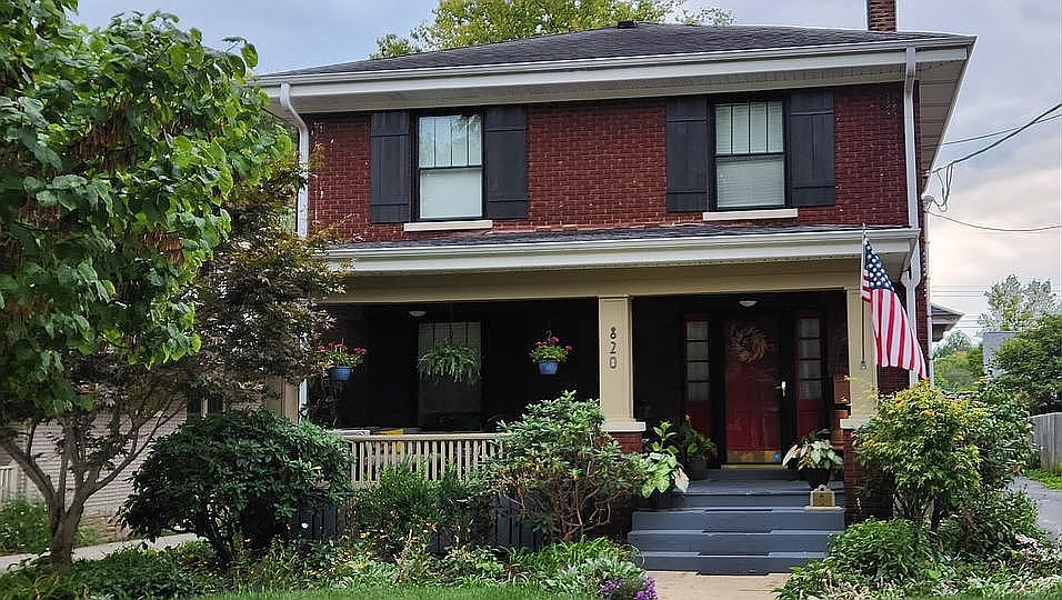 1st image of 820 Tremont Ave
