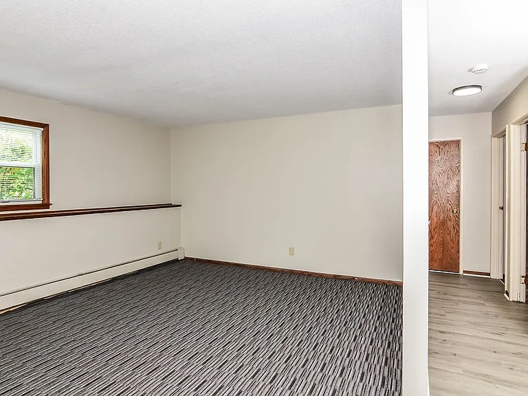 240 Madison St — Photo 8