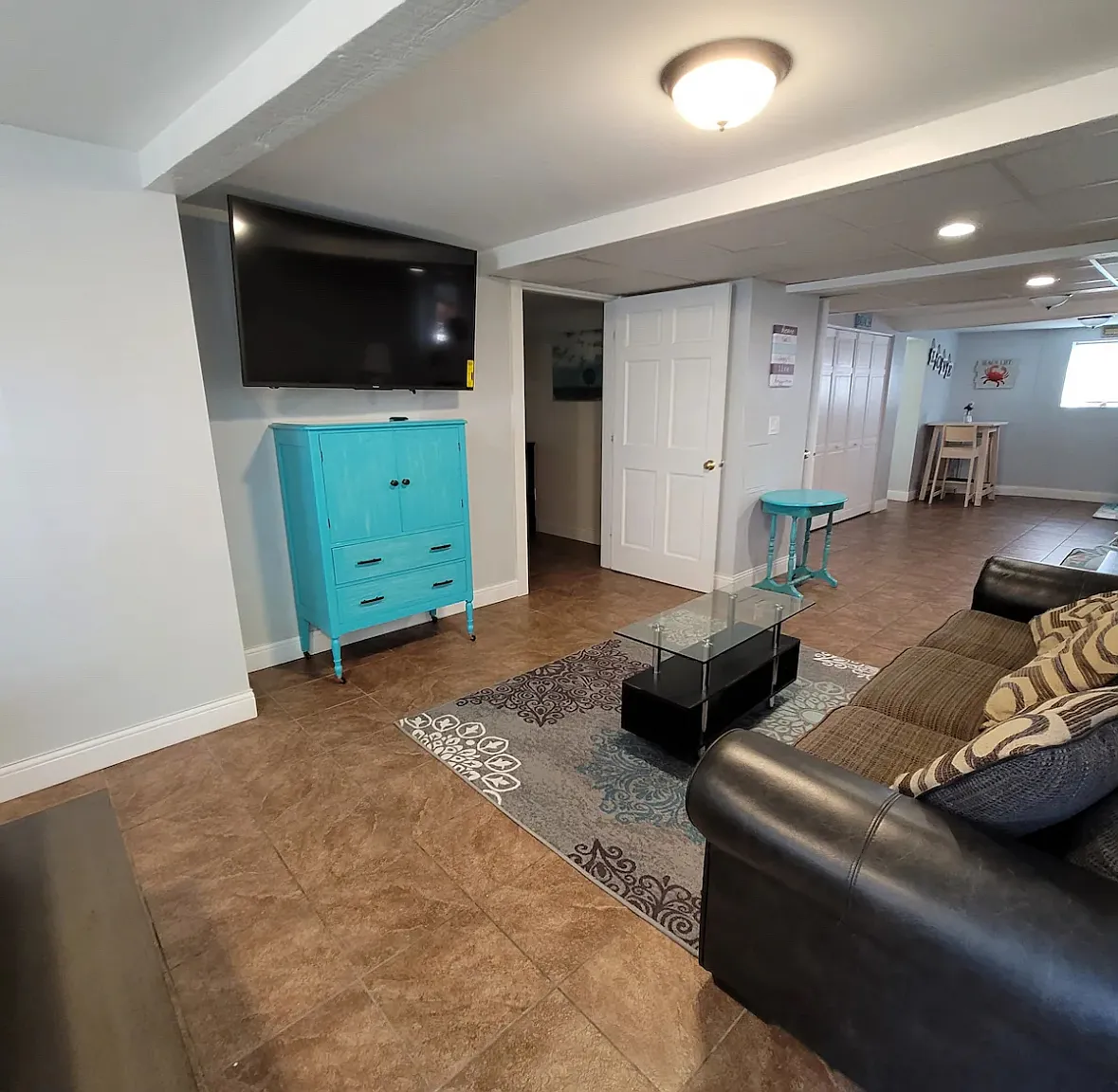 2 bed, $2,000 — Photo 4