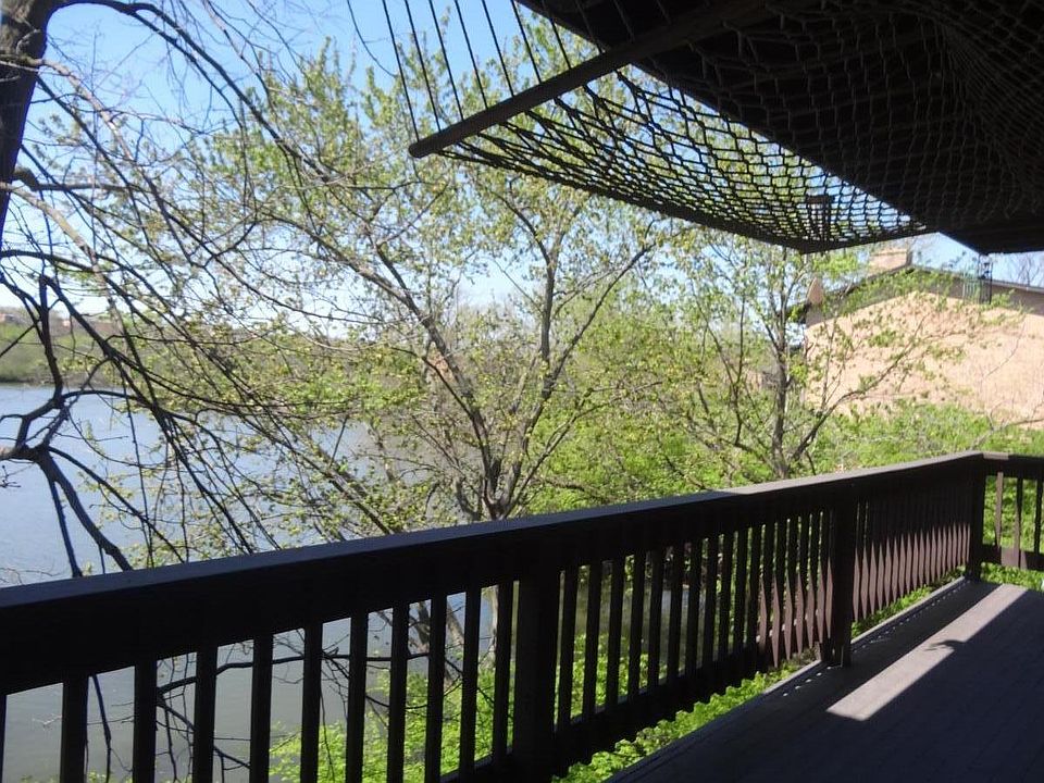 1st image of 5529 E Lake Dr APT C