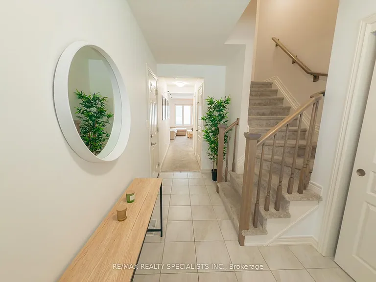 46 Haney Dr — Photo 15