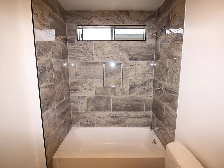 14029 Foothill — Photo 12