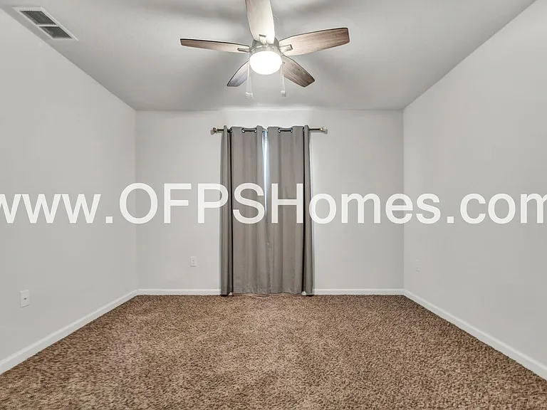413 Scarborough St — Photo 21