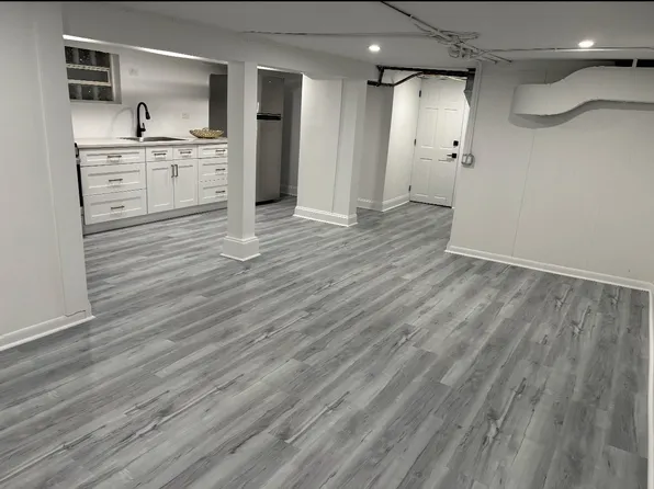 (undisclosed Address), Chicago, IL 60647