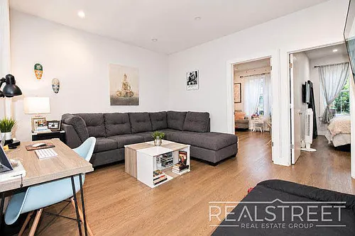 863 Knickerbocker Ave #2F Photo 1