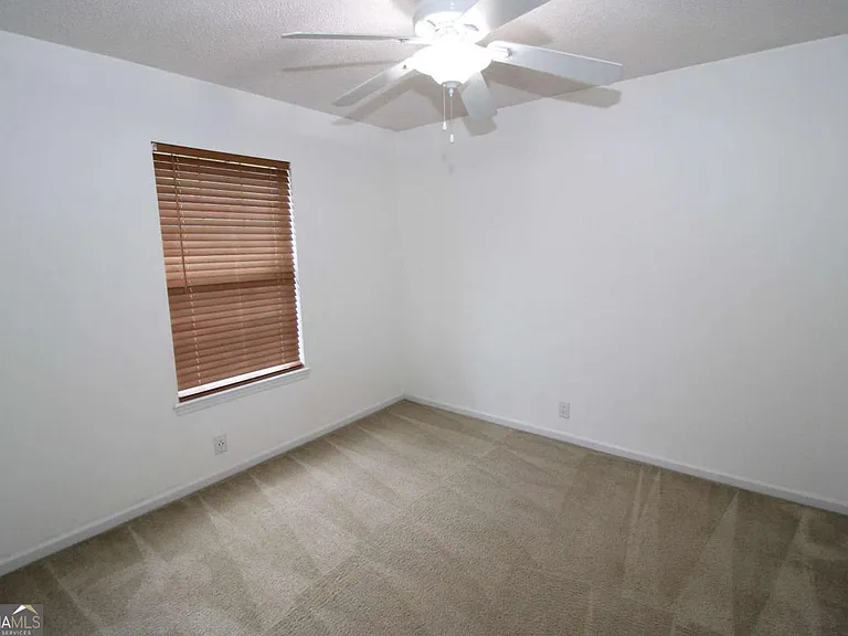 107 Shearman Way — Photo 14