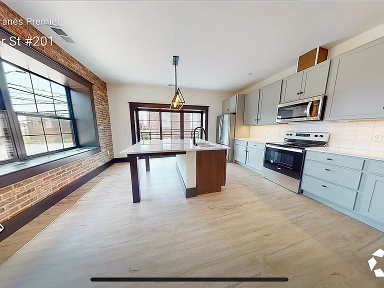 66 E Chester St #201 — Photo 1