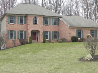 21 Red Maple Dr, Downingtown, PA 19335