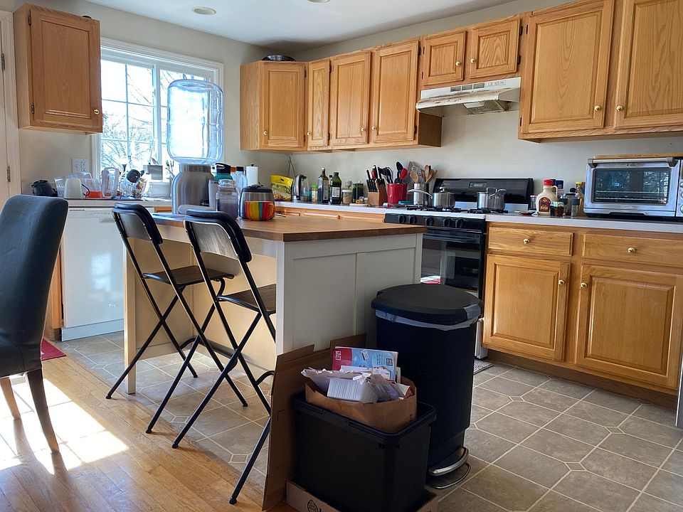 2nd image of 15 French St #A
