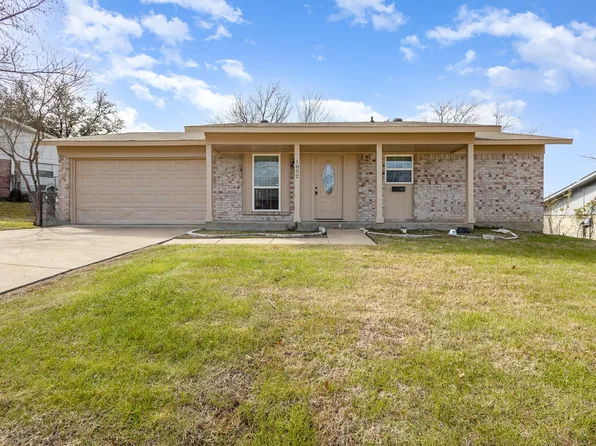 1802 Westwood Cir, Carrollton, TX 75006