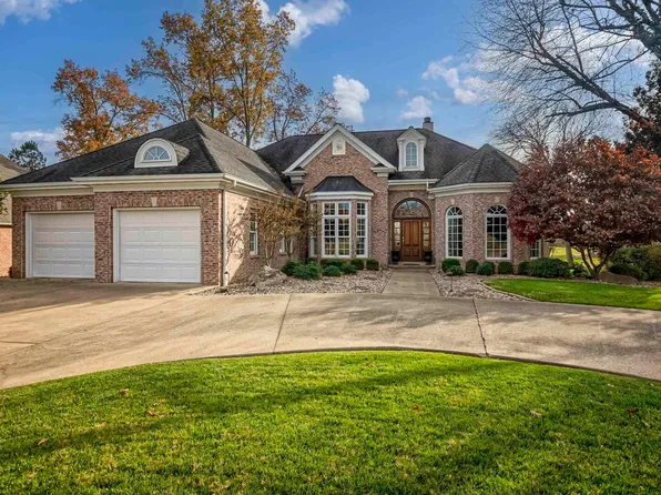 2709 Saint Andrews Dr, Marion, IL 62959