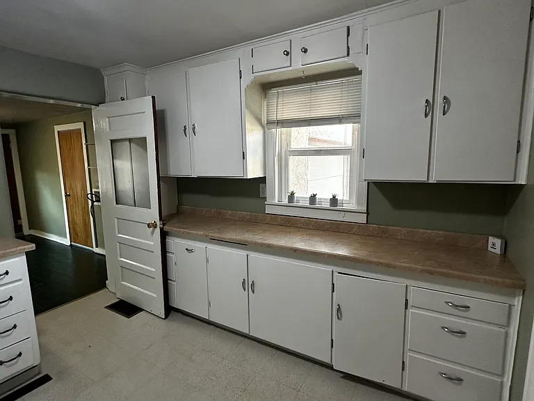1008 9th St — Photo 3