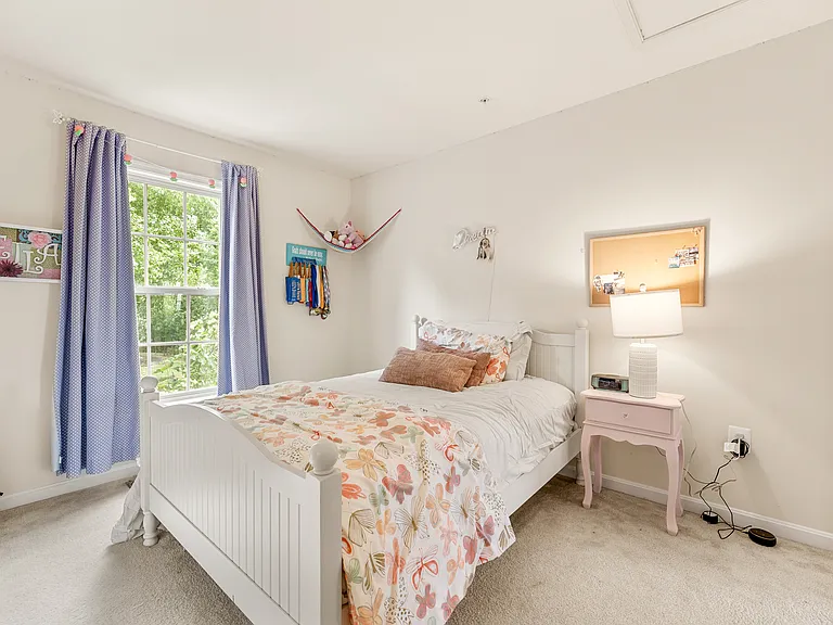 406 Bricker Dr — Photo 23