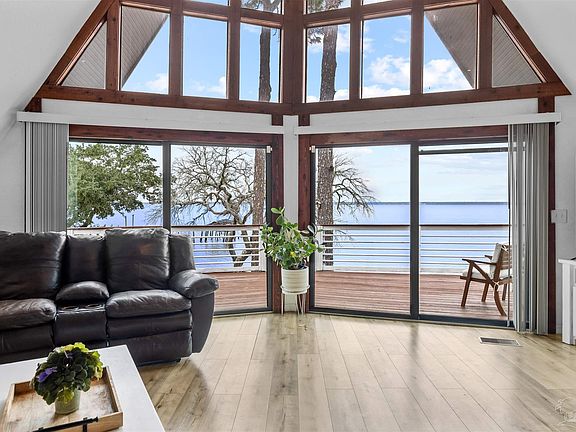 4th image of 889 Dolphin Rd