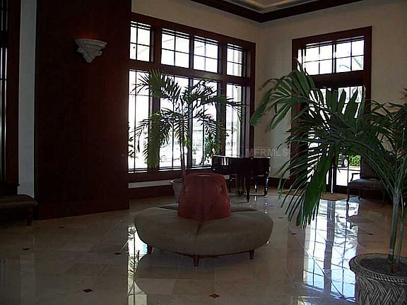3rd image of 345 Bayshore Blvd APT 1105