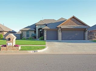 11204 SW 37th St, Mustang, OK 73064