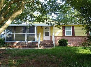 1006 Blythewood Ln, Suffolk, VA 23434