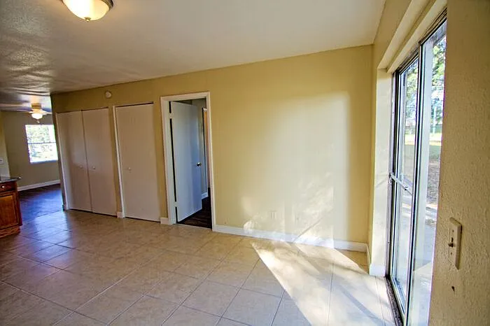 2418 Mary Jewett Cir — Photo 12