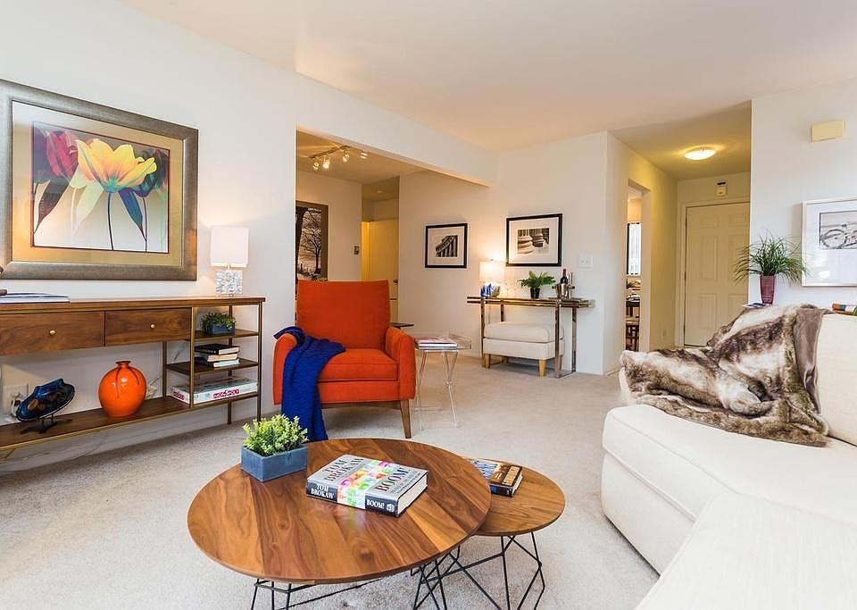 1st image of 22540 Fairmont Dr #20306
