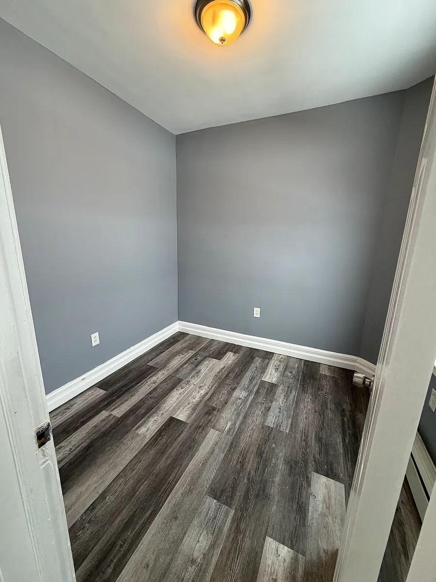 Building Photo - 23 9th Ave #2