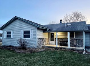 100 Morrissey Dr, North Prairie, WI 53153