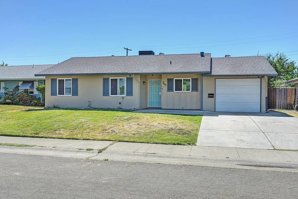 7129 Delhaven Way photo 1