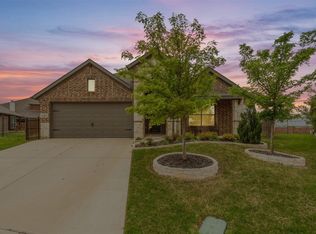 5465 Strong Stead Dr, Fort Worth, TX 76123